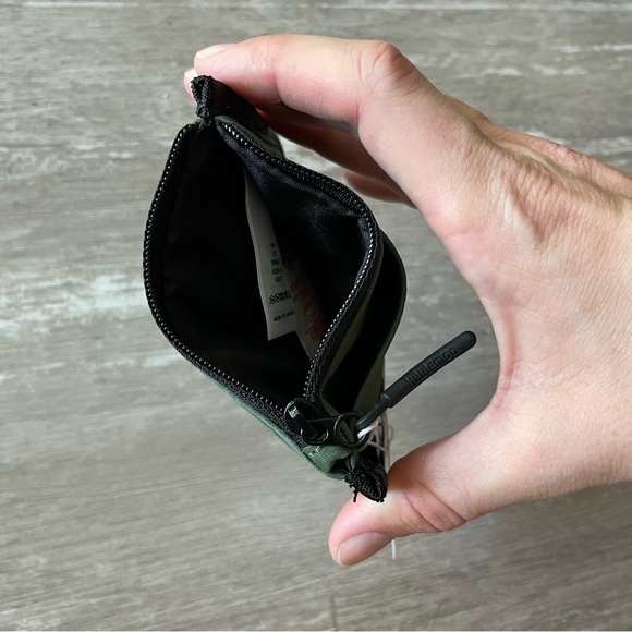 Lululemon True Identity Card Case - Green Twill - Picture 9 of 9